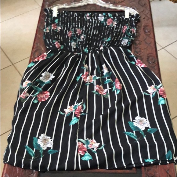 SMOCKED TOP STRAPLESS DRESS - Picture 6 of 8